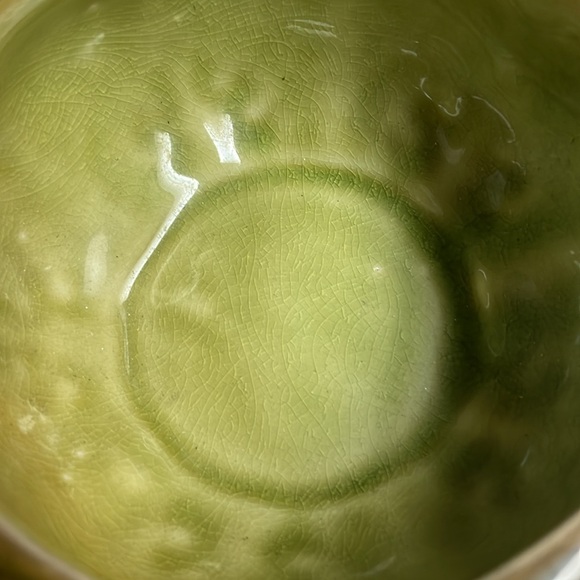 VINTAGE CERAMIC DROP BOWL WITH GREEN AND RUST LEAVES CLAW FEET! - Picture 7 of 8